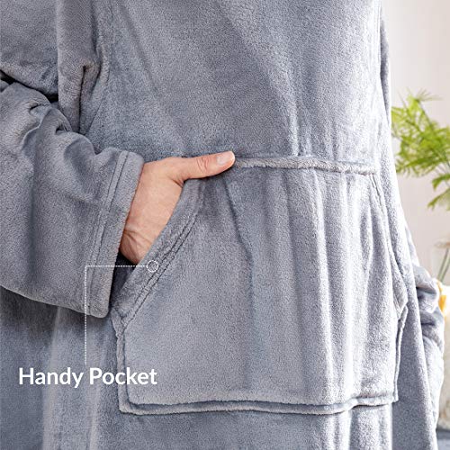 Bedsure Batamanta Mujer Polar Invierno - Bata Manta Hombre para Sofa, Manta con Mangas con Bolsillo Frontal, Hoodie Blanket de Tejido Felpa Suave y Acogedor, Gris, 170x200cm