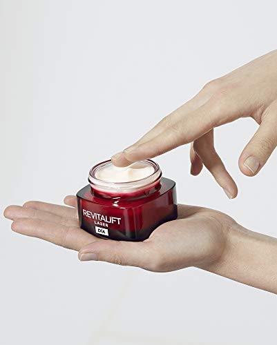 L'Oréal Paris Crema de Día Anti-Edad Intensiva Revitalift Láser, Con Pro- Xylane Concrentrado, Corrige arrugas, retexturiza la piel y remodela el rostro, 50 ml
