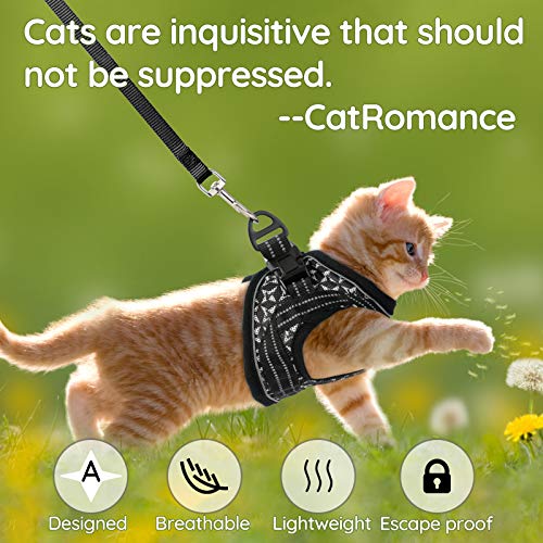 CatRomance Arnés para Gato Ajustable y Antifugas con Correa de 150 cm, Arnés Gato Reflectante de Tela de Malla Suave y Transpirable para Correr, Entrenamiento, Gatos Mediano y Adultos, Negro, M