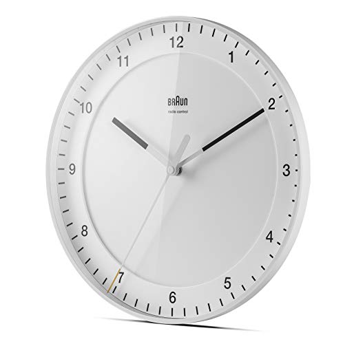 Braun Reloj de Pared clásico controlado por Radio Zona con Hora Central Europea (DCF) con Movimiento de Agujas silencioso, de fácil Lectura diámetro del 30 cm en Blanco, Modelo BC17W-DCF.
