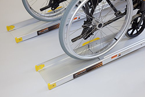 Rampa telescópica de 3 piezas para silla de ruedas (2440 mm de largo).