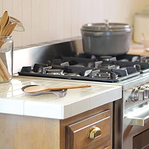mDesign Reposa cucharas de cocina – Firme soporte metalico para herramientas de cocina como cucharones, cucharas de madera cuchillos o espátulas – De acero inoxidable satinado