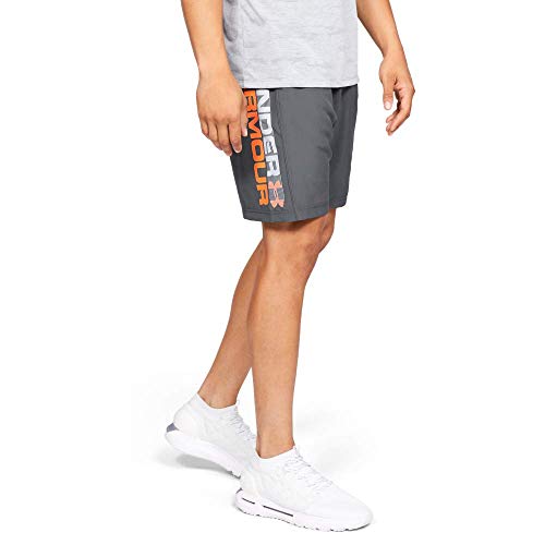 Under Armour Woven Graphic Wordmark, pantalón corto hombre, Gris (Pitch Gray / Orange Glitch) , M