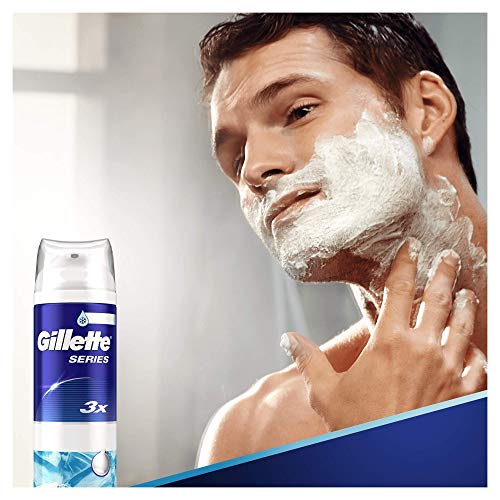 Gillette Series Cooling Espuma de Afeitar con Mentol Apta para Pieles Sensibles, 250 ml