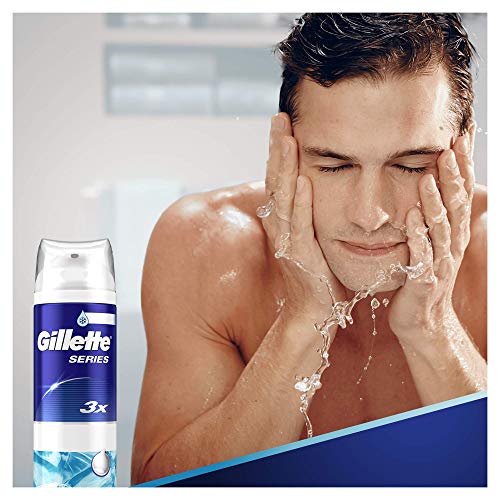 Gillette Series Cooling Espuma de Afeitar con Mentol Apta para Pieles Sensibles, 250 ml