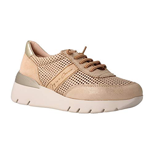 Hispanitas: Deportiva con Suela de Goma Ancha elaborada en combinación de Ante y napa Cierre con Cordones elásticos. Detalle de Banda Lateral con el Claim de la Marca. Plantilla extraíble.