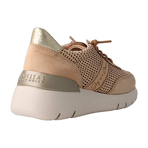 Hispanitas: Deportiva con Suela de Goma Ancha elaborada en combinación de Ante y napa Cierre con Cordones elásticos. Detalle de Banda Lateral con el Claim de la Marca. Plantilla extraíble.