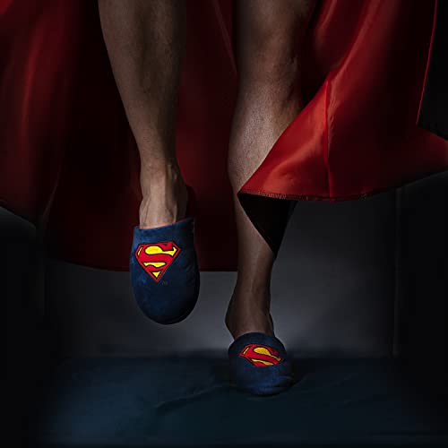 soxo Set Superman de Zapatillas de Casa y Calcetines para Hombre, Talla de Calcetines: 40-45 EU, Talla de Zapatillas de Casa: 41-42EU