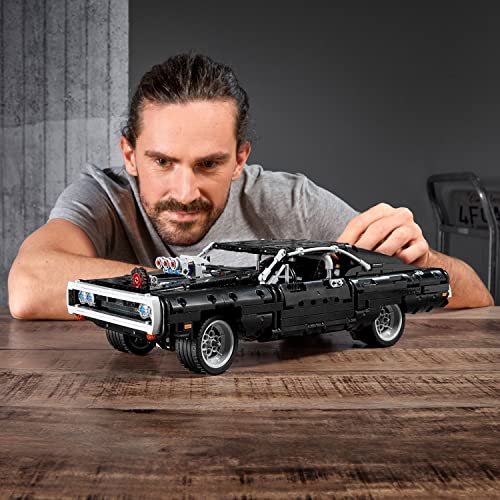 LEGO 42111 Technic Dom's Dodge Charger, Maqueta de Coche de Fast and Furious para Construir, Regalo Original, Set de Construcción