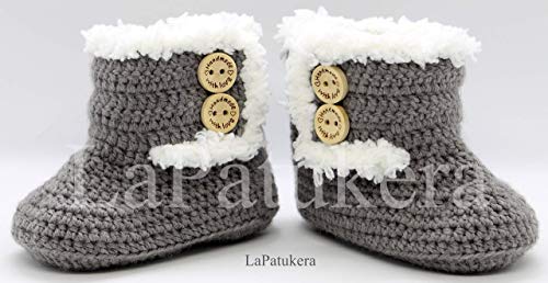 Patucos para bebé de crochet, Unisex. Estilo botas Canadá de color a elegir, realizadas en lana, tallas de 0 hasta 9 meses, hechos a mano en España. Regalo para bebé