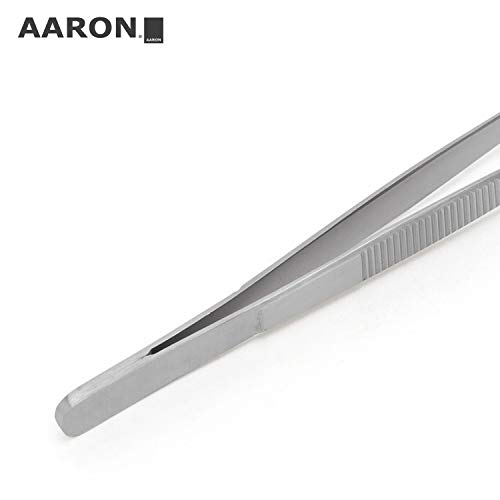Pinza de disección curva A/A AARON® | 14 cm. Fabricada en acero inoxidable y empaquetada individualmente en un estuche blister.