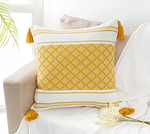SOMYTING Funda de Cojín Decorativa Boho con Borla Funda de Almohada Cuadradas 45x45 cm Fundas Cojines Moderna Suave para Sofá Dormitorio Sala de Estar Decoración de Casa de Campo (Amarillo)