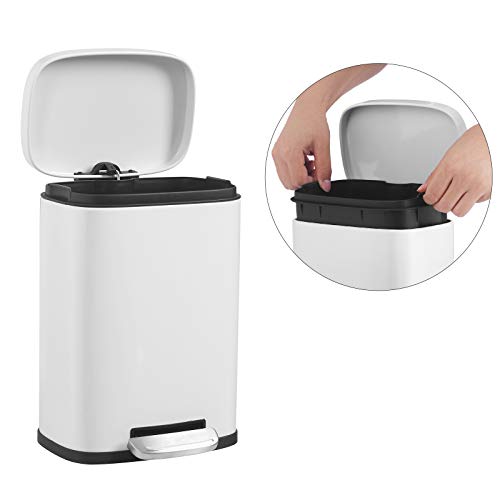 SONGMICS Cubo de basura de 5 litros con pedal, rectangular, cierre suave, exterior de acero, interior de plástico, color blanco, 29 x 20,8 x 14,2 cm