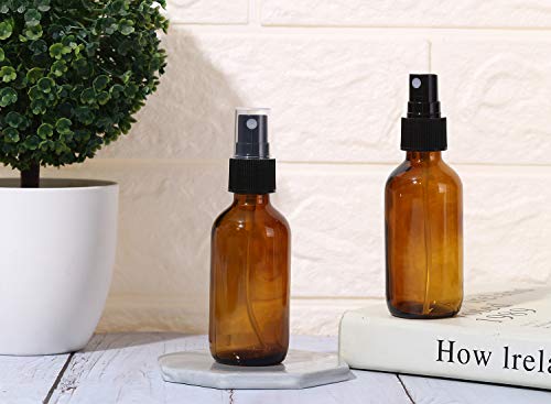 2 x Botellas de spray de vidrio ámbar vacías de 60 ml para aceites esenciales, botellas de spray de niebla fina de viaje recargables pequeñas, limpiadores caseros y dispensador de niebla fina