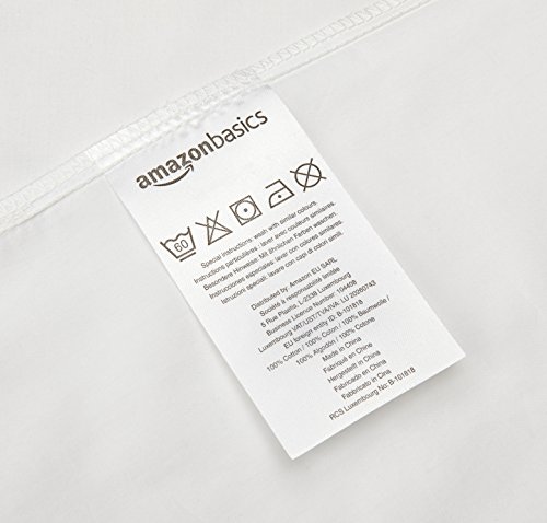 Amazon Basics - Protector de almohada hipoalergénico, blanco, 50 x 80 cm - 2 Unidades