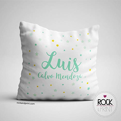 Cojín guardería personalizado 40x40 cm. Incluye relleno. Nombre y estrellas. Elige el color del diseño. Regalo nacimiento, recién nacido, bebe. Cojines infantiles originales. Idea regalo Navidad bebe