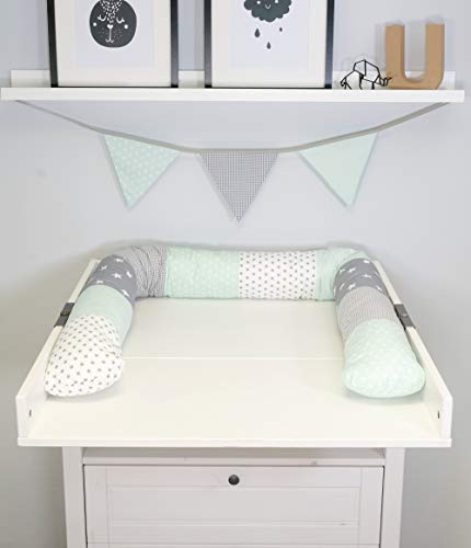 Cojín protector para cuna de ULLENBOOM ® cojín chichonera en forma de serpiente menta gris (ideal para proteger al bebé de los barrotes de la cuna o como cojín de apoyo)