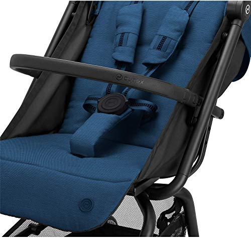 Cybex Gold Eezy S Twist+2 Cochecito, ultraligero, con mecanismo plegable con una sola mano, desde el nacimiento hasta 22 kg (aproximadamente 4 años), azul marino con marco negro