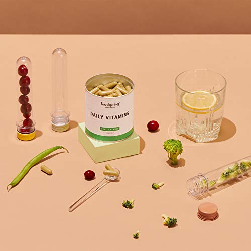 foodspring Daily Vitamins, 100 cápsulas, Suplemento multivitamínico de alta calidad con la dosis diaria requerida de vitaminas D, C, B12