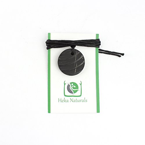 Heka Naturals Collar de Shungite con Colgante Diseño Tallado Brisa Hecho de Piedra Shungit | Joyería de Shungita Moderna, Usada para Equilibrar Chakras y Energía | Brisa