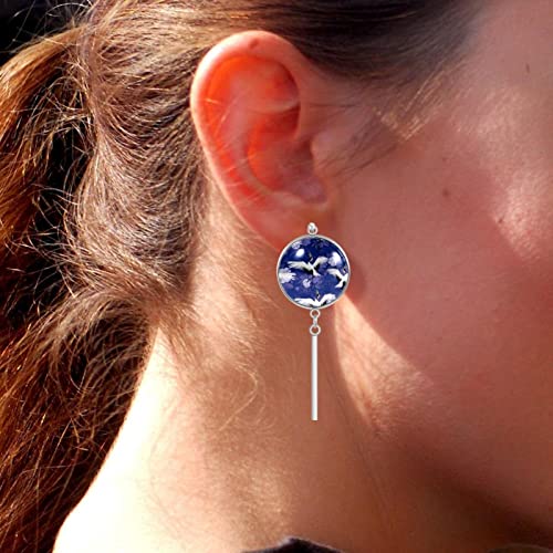 Hermoso juego de pendientes colgantes de grúa sobre fondo azul para mujeres/niñas pendientes de acero inoxidable con hermosa impresión para regalos de cumpleaños/fiestas/Navidad
