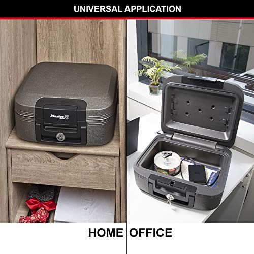 Master Lock LCHW20101 Caja Fuerte Portatil Ignifuga y Impermeable con Llave Medium Adecuada para A4 Documentos, Dispositivos Electrónicos, Soporte Multimedia, Pequeños