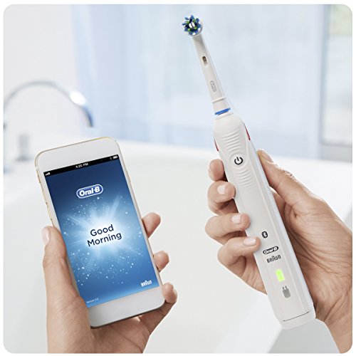Oral-B Smart 4 CrossAction Cepillo de Dientes Eléctrico con Mango Recargable, Tecnología Braun, 2 Cabezales de Recambio, Conexión Bluetooth y Funda de Viaje, 4500N - Negro, Edición Especial