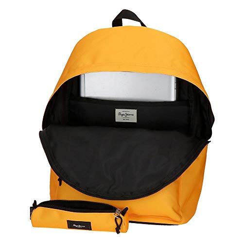 Pepe Jeans Mochila & Estuche Aris, Color Mostaza, 31x44x17.5 cm
