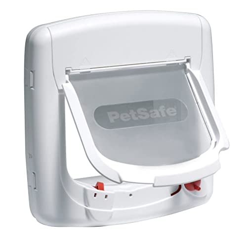 PetSafe Staywell Deluxe - Puerta para Gatos con Sistema de Bloqueo de 4 Posiciones, Gatera de Entrada y Salida - Collar con Llave Magnética - Fácil de Instalar - Blanco