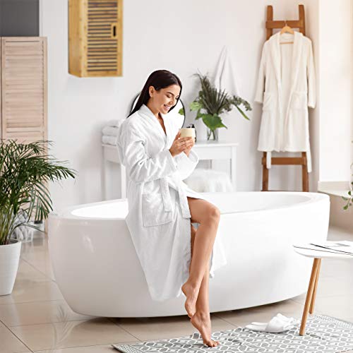 Relaxdays Armario de Pared con 1 Estante Flexible Hecho de bambú para el Cuarto de Baño Salón o Pasillo con Medidas 66 x 35 x 20 cm, Color Natural, tableros conglomerado DM