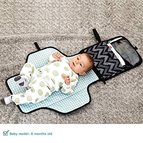RUVALINO Cambiador Portátil, Kit Cambiador Viaje Impermeable Extra Ancho, Cambia Pañales Bebe Plegable con Cojín para Cabeza, Estampado Chevron