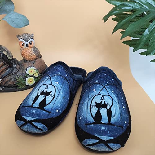 Sevillas - Zapatillas Mujer Casa Fantasía Invierno | Chinela Juvenil Dibujos Plana Abiertas y de Calidad Hechas en España - Antideslizante (Azul Gatitos, Numeric_40)