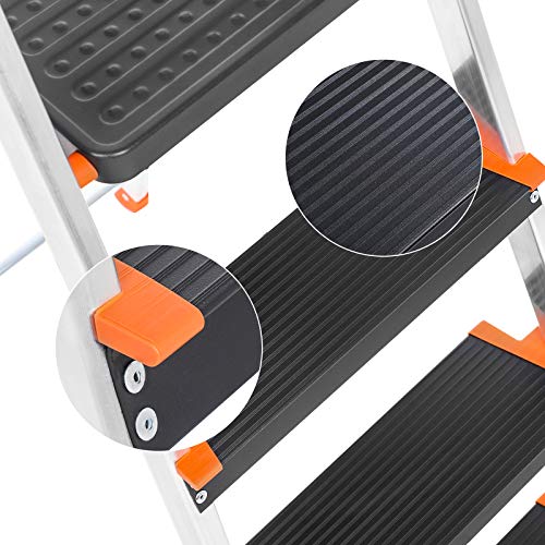 SONGMICS Escalera de 4 Peldaños, Escalera de Aluminio con Peldaños de 12 cm de Ancho, Escalera Plegable con Bandeja y Pies Antideslizantes, Carga de 150 kg, TÜV Rheinland Test, GS EN131, Negro GLT04BK