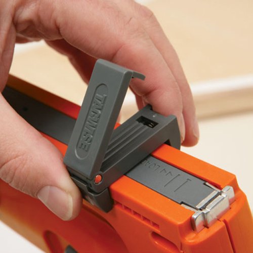 Tacwise Z3-140L - Grapadora / clavadora manual ligera para grapas de 140, 6/14mm y clavos 180, 150mm