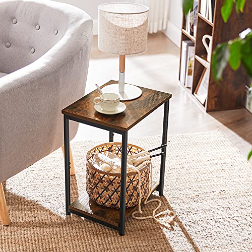 VASAGLE Mesa Auxiliar, Mesita de Noche, con Estante de Almacenamiento, Marco de Acero, para Sala de Estar, Dormitorio, Estilo Industrial, Marrón Rústico y Negro LET271B01