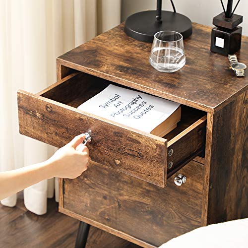 VASAGLE Mesita de Noche, Mesa Auxiliar con 1 Cajón y 1 Armario de Almacenamiento, con Patas de Madera de Pino, para Dormitorio, Salón, Oficina, Marrón Rústico LET073B01